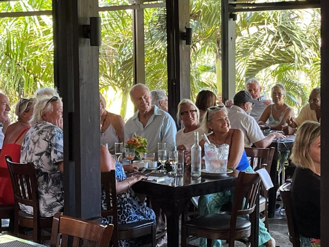 Firefly Estate Bequia Hotel Crescent Beach Екстериор снимка