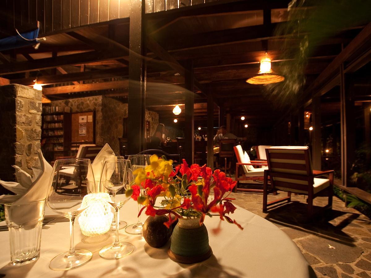 Firefly Estate Bequia Hotel Crescent Beach Екстериор снимка